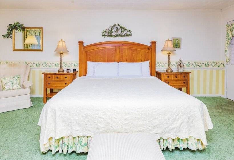 Hostel Azalea Garden Inn