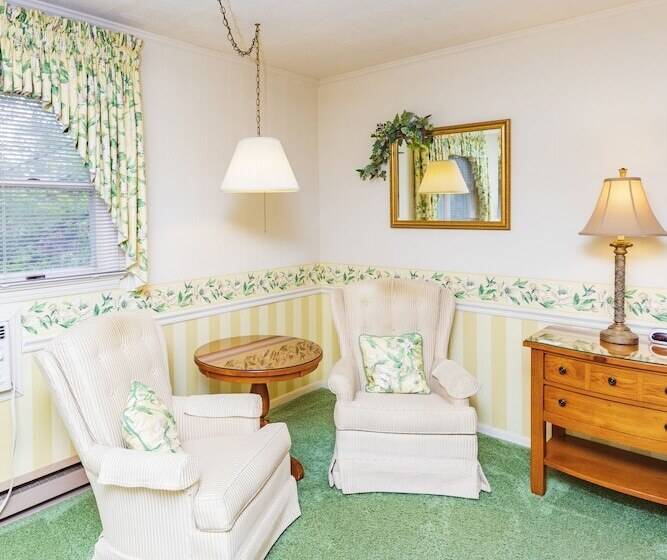 Hostel Azalea Garden Inn