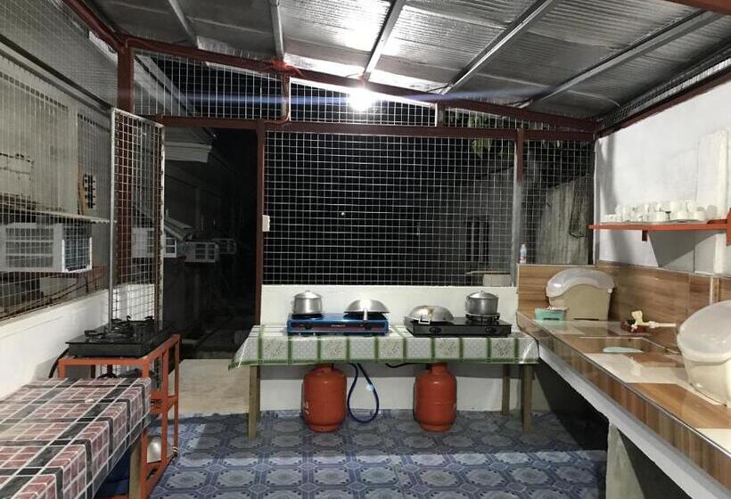 Alberg Catarman Travellers Inn