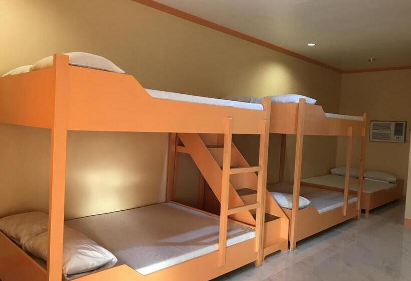 Alberg Catarman Travellers Inn