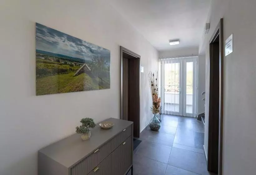 Aamiaismajoitus (B&B) Vulcano Guesthouse