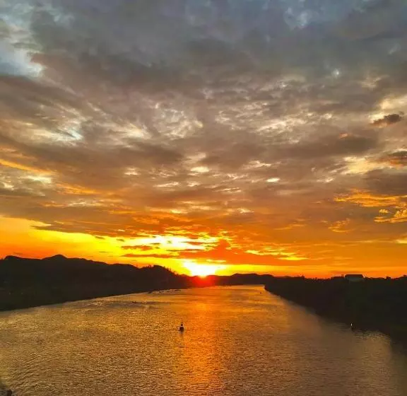 هتل Phong Nha Escape Bungalow