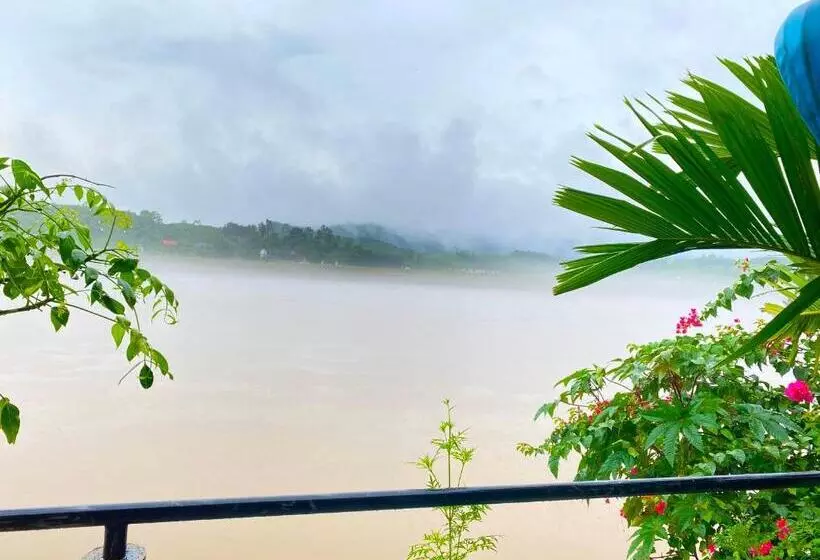 هتل Phong Nha Escape Bungalow
