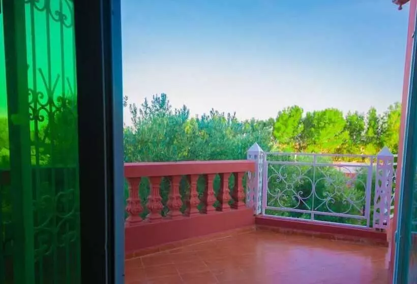 Majatalo Ferme Prestige