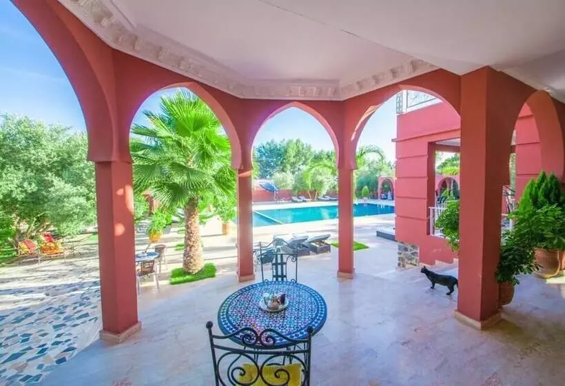 Majatalo Ferme Prestige