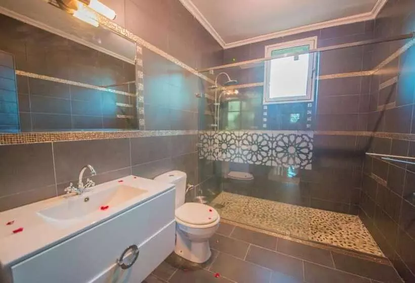 Majatalo Ferme Prestige