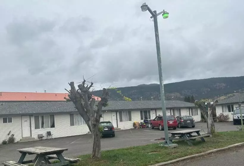 Road Runner Motel Merritt Bc