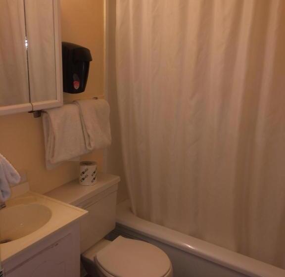 Road Runner Motel Merritt Bc