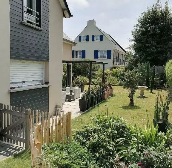 Aamiaismajoitus (B&B) Chez Hélène