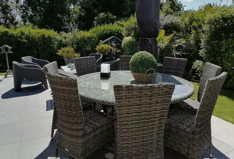 Aamiaismajoitus (B&B) Chez Hélène