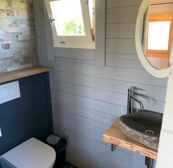 Bed and Breakfast Fields 1216