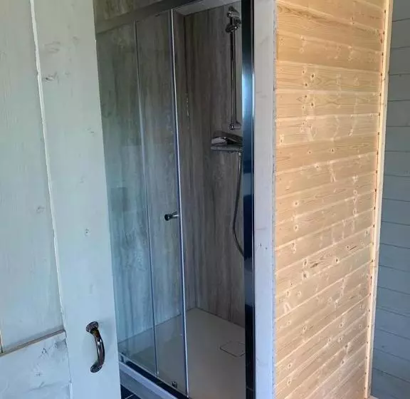 Aamiaismajoitus (B&B) Fields 1216