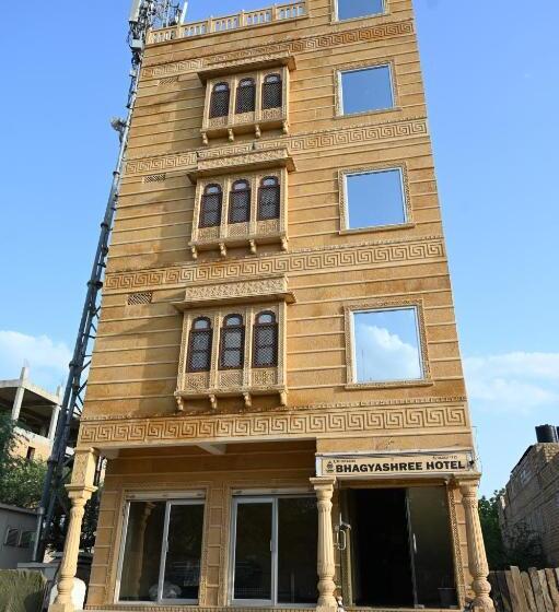 בית מלון כפרי Jaisalmer Bhagyashree