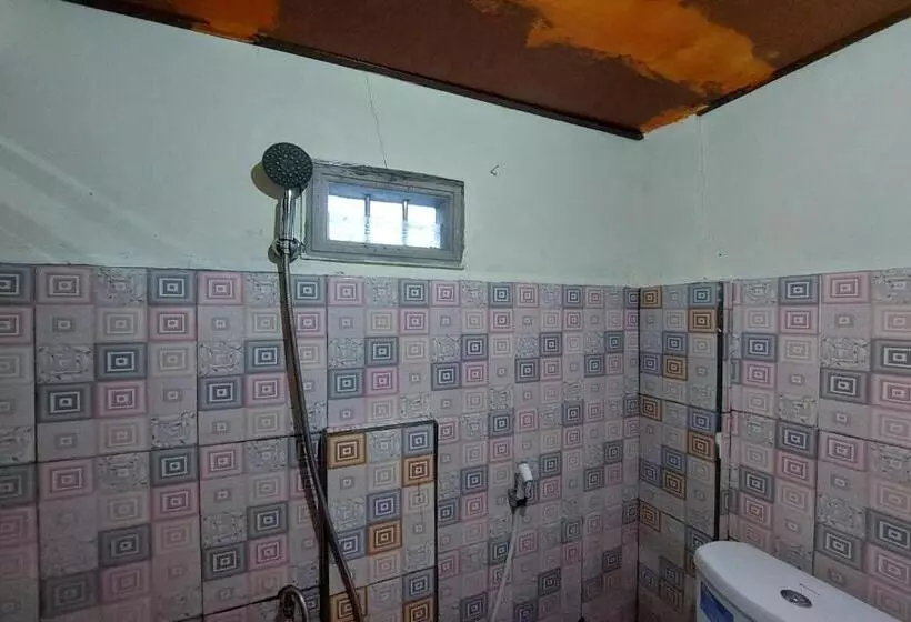 ホテル Oyo 92545 Wawi Kadio Homestay