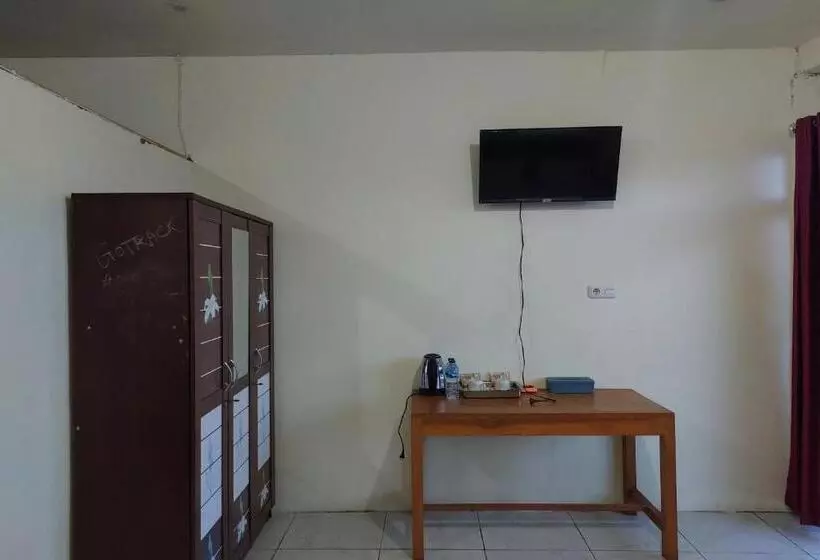 ホテル Oyo 92545 Wawi Kadio Homestay