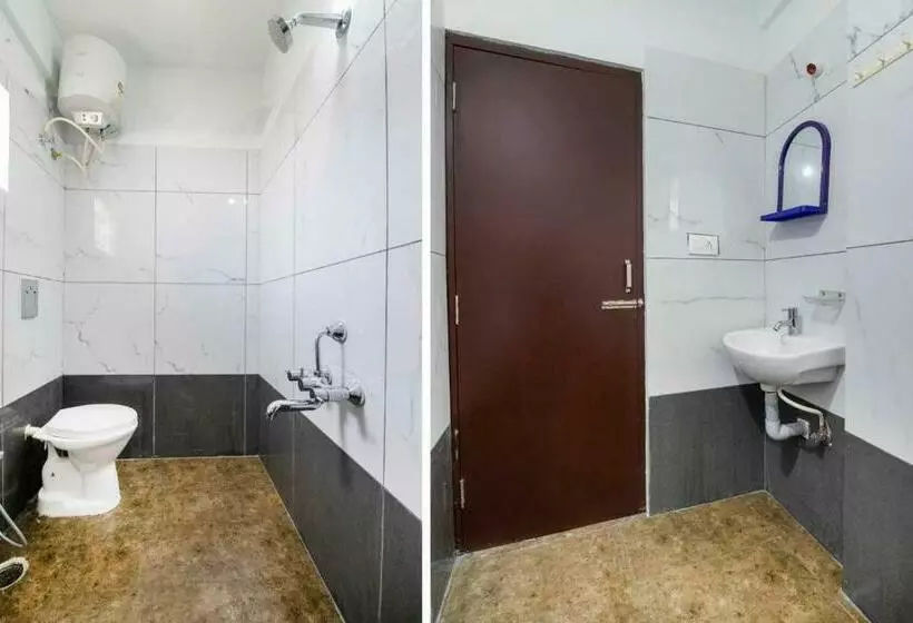 ホテル Oyo Flagship 81266 Slv