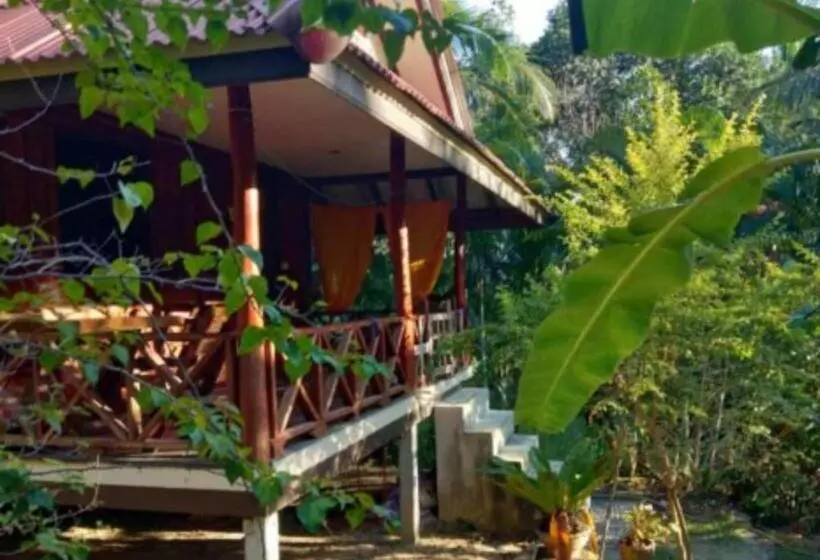 Majatalo Chor Chor Bungalow