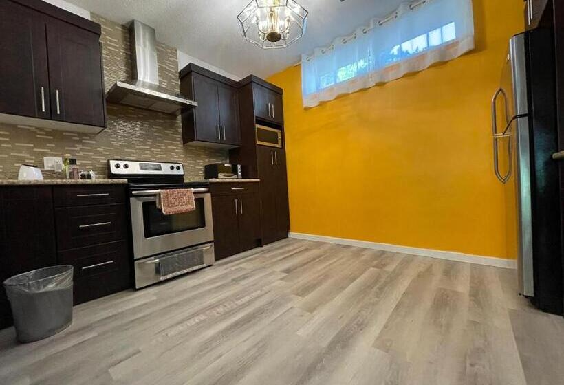 بنسيون The Rhodo Place