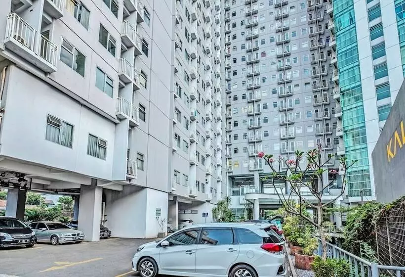 ホテル Capital O 92525 Easton Park Apartment Jatinangor By Yunus