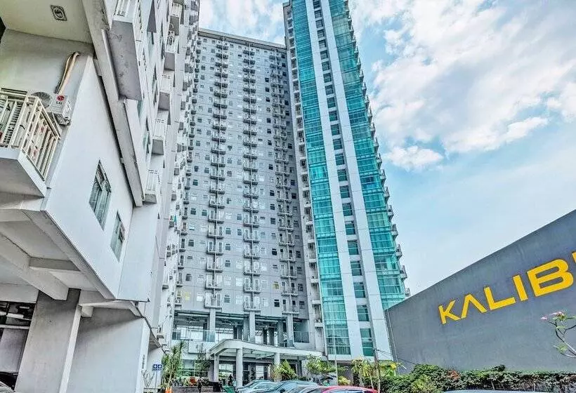 ホテル Capital O 92525 Easton Park Apartment Jatinangor By Yunus