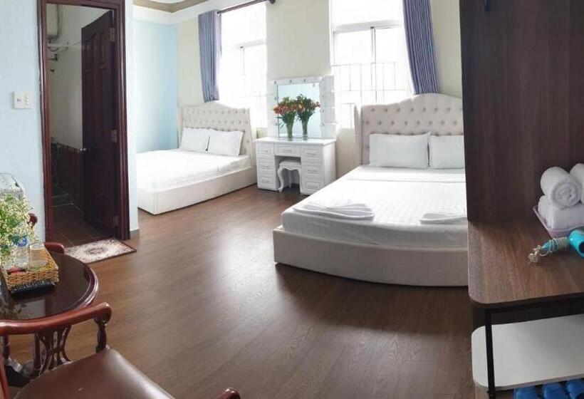 هتل Hành Tinh Xanh 1