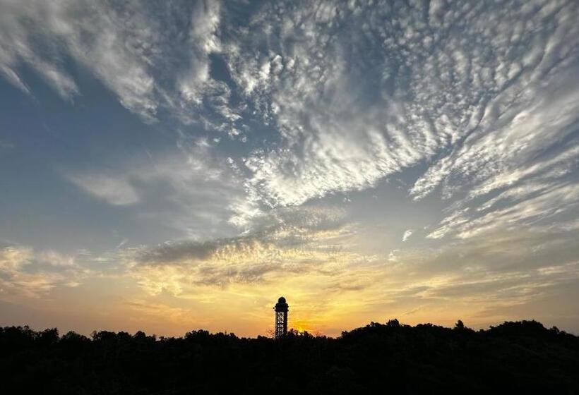 هتل Modern Resort