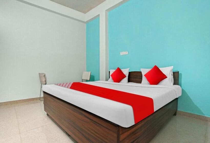 Hotel Oyo Flagship 81193 Om