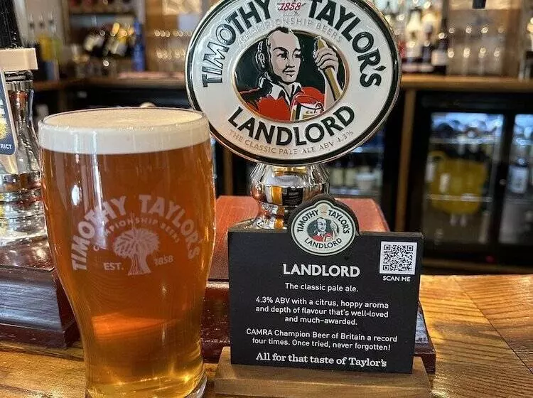 Hotelli The White Bull