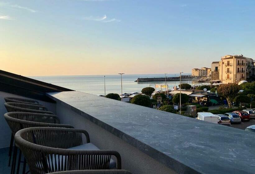 Panzió Salemare Rooms & Suites