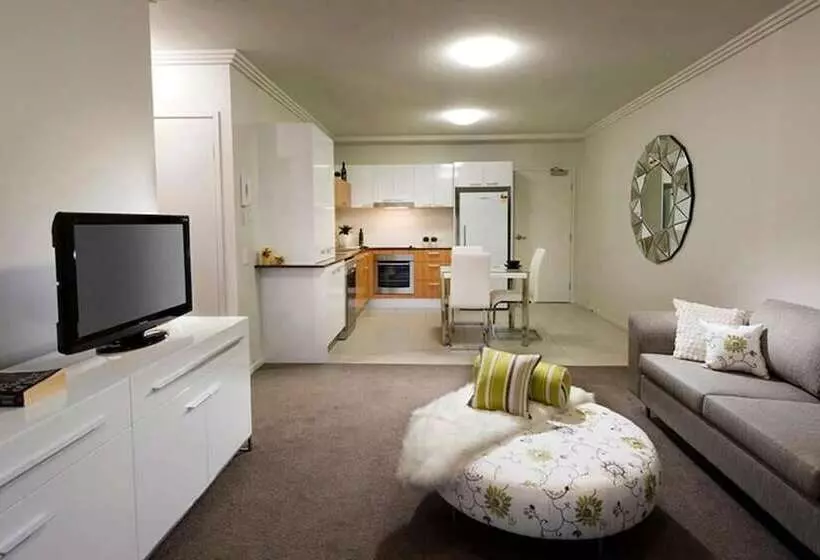 Broadwater On The Peninsula