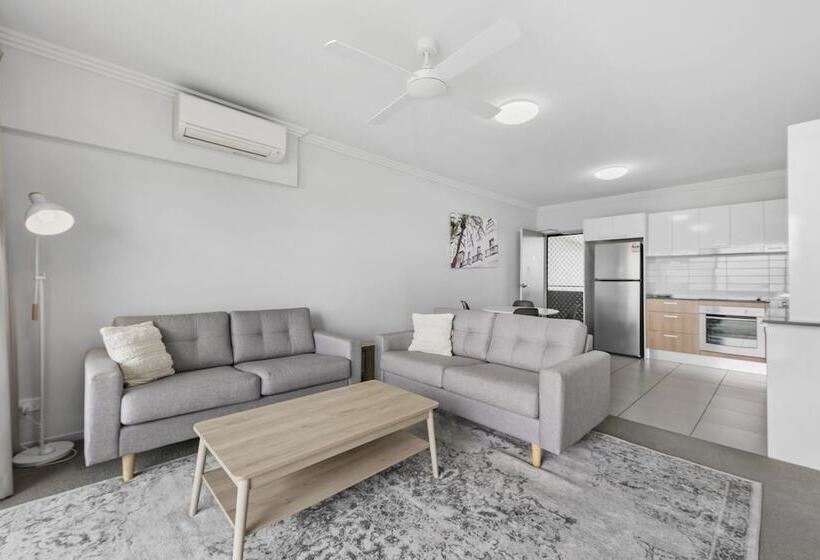 Broadwater On The Peninsula