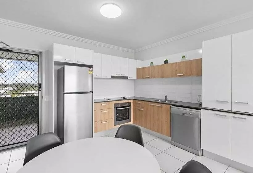 Broadwater On The Peninsula