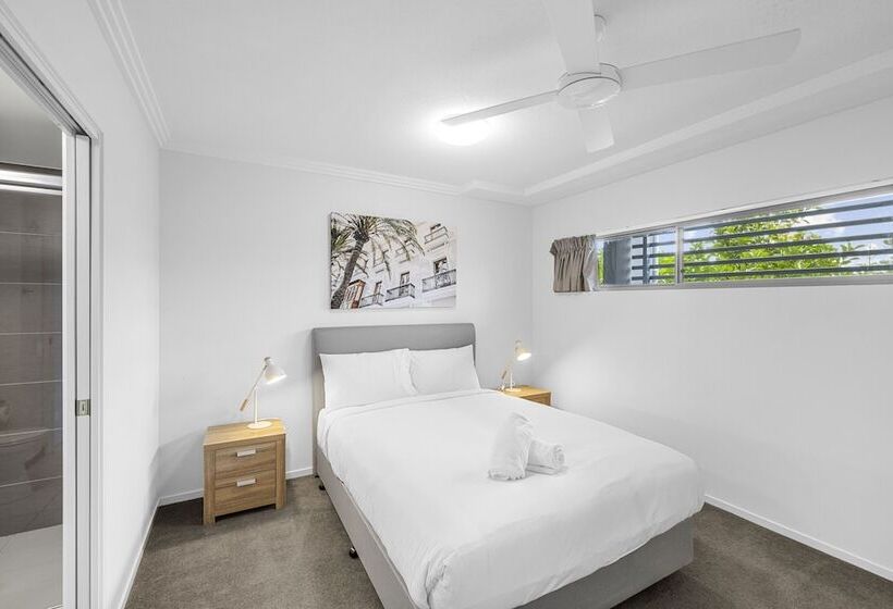 Broadwater On The Peninsula