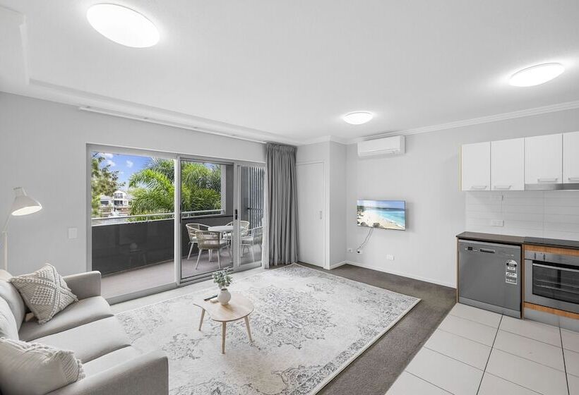 Broadwater On The Peninsula