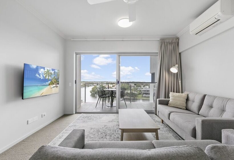 Broadwater On The Peninsula