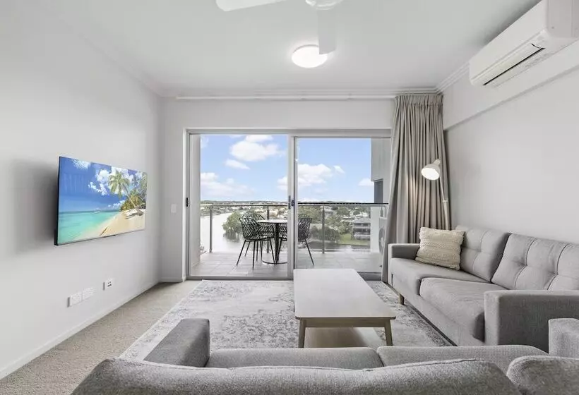 Broadwater On The Peninsula