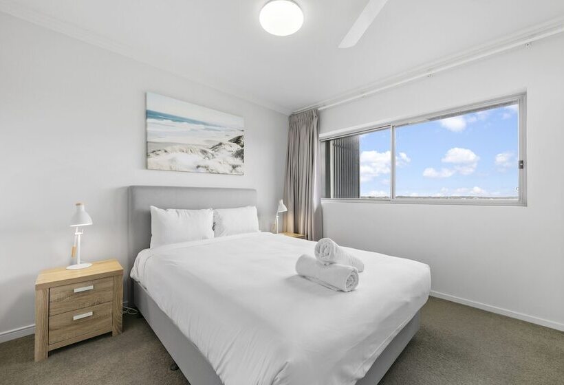 Broadwater On The Peninsula