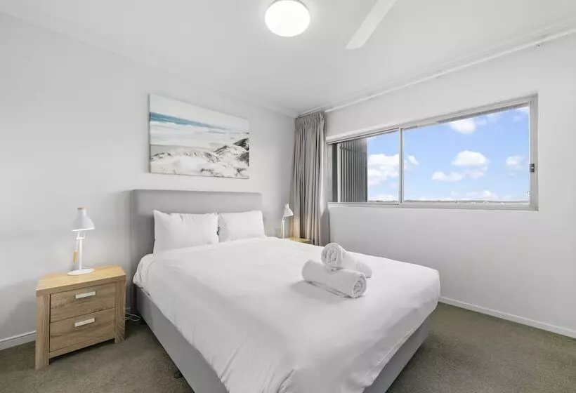 Broadwater On The Peninsula