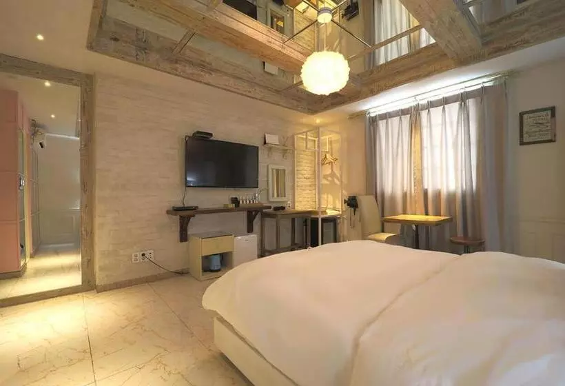 Songdo February Hotel Amnam