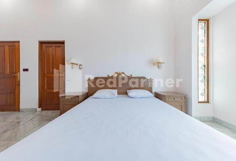 Hotell Biru Homestay Bandung Mitra Reddoorz