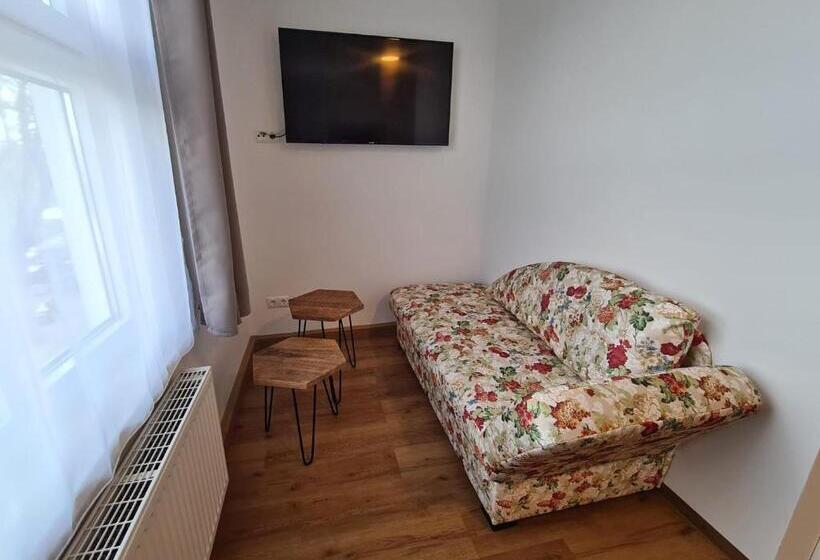 Hotel Gleis 3viertel Jena