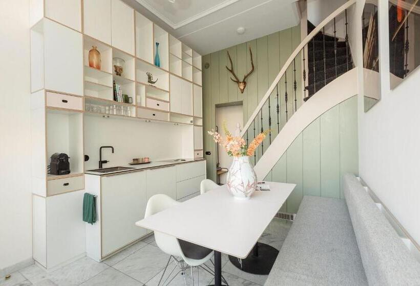 膳宿费 The Red Ox   Super Central Canal View Rooms