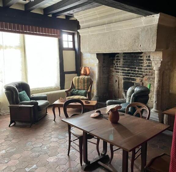 بنسيون Maison Des Acrobates