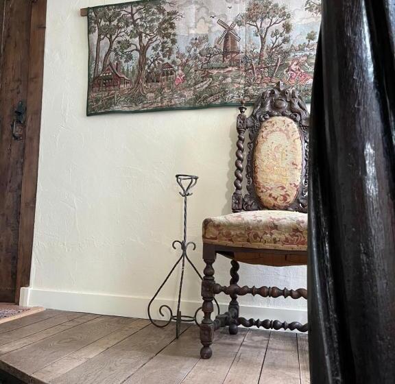 بنسيون Maison Des Acrobates