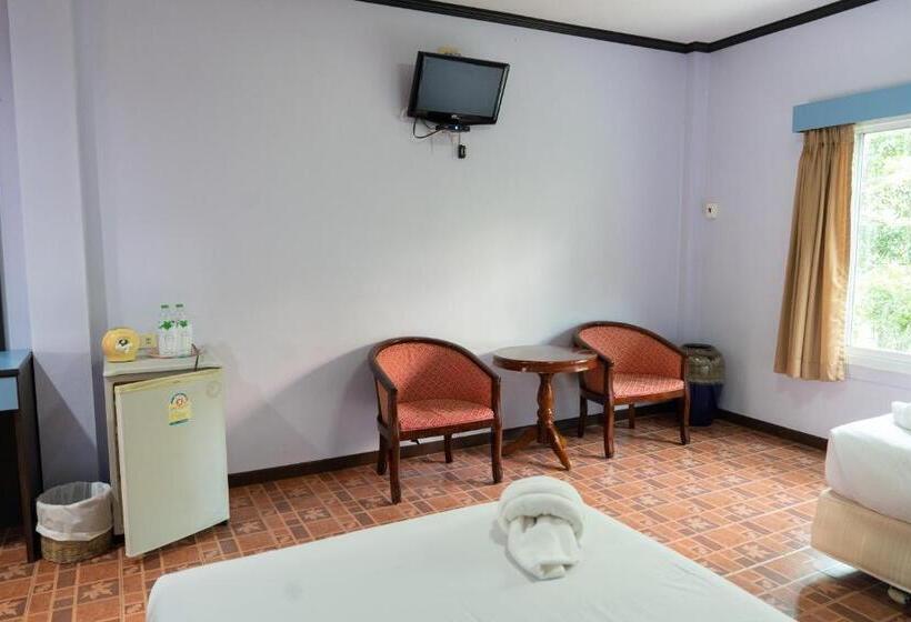 בית מלון כפרי บ้านนารีสอร์ท