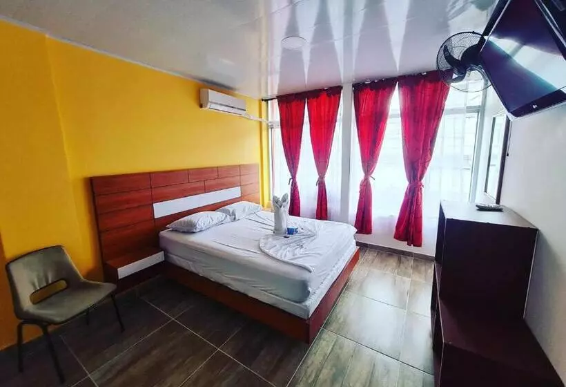 هتل Las Corocoras Del Llano