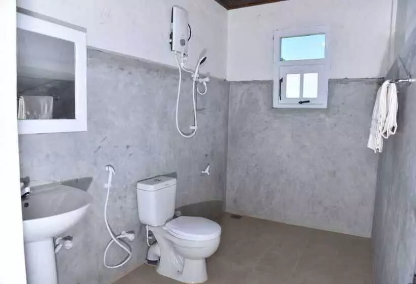 Hotelli Red Lotus Holiday Resort