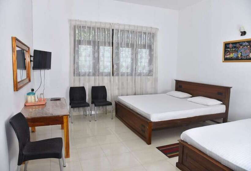 Hotel Red Lotus Holiday Resort