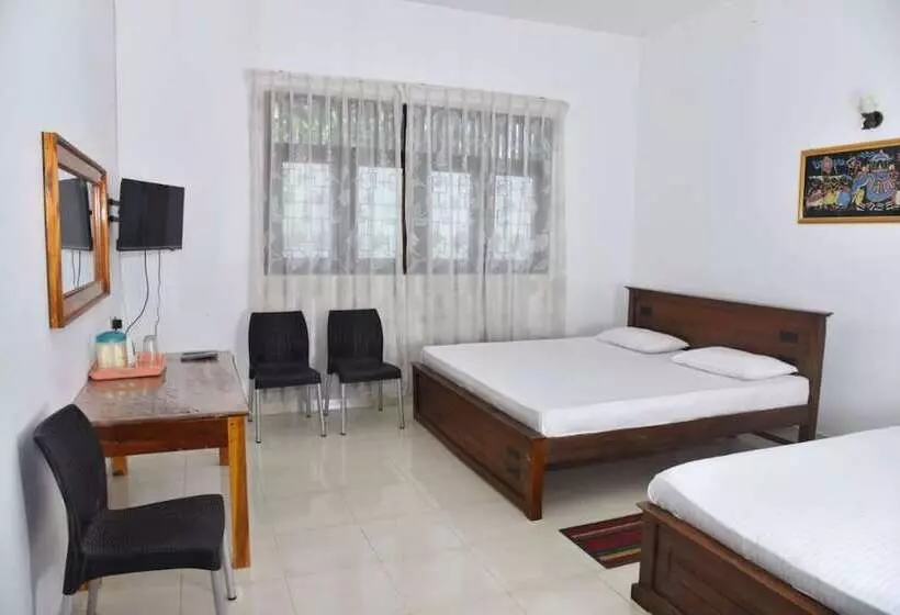 Hotelli Red Lotus Holiday Resort