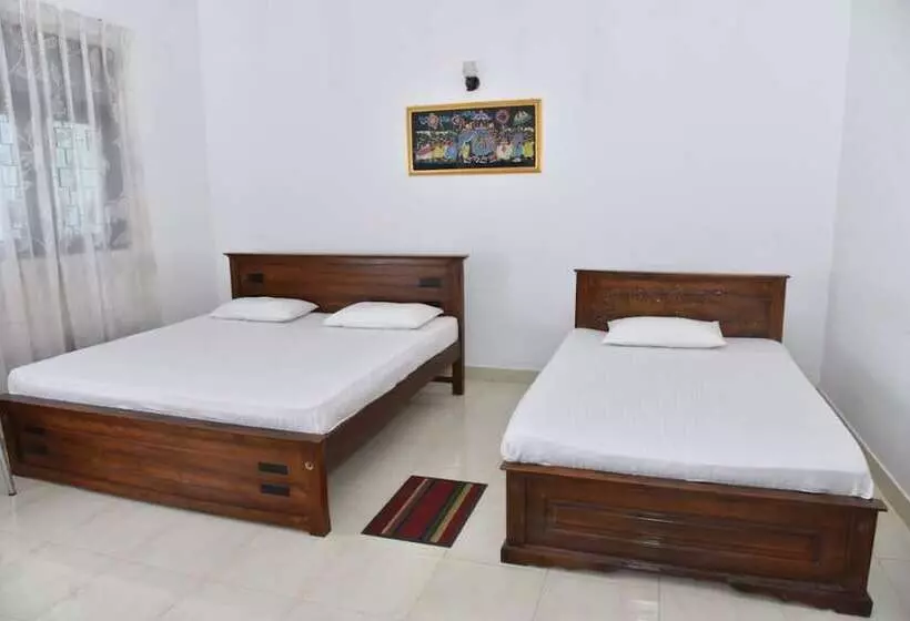 Hotelli Red Lotus Holiday Resort